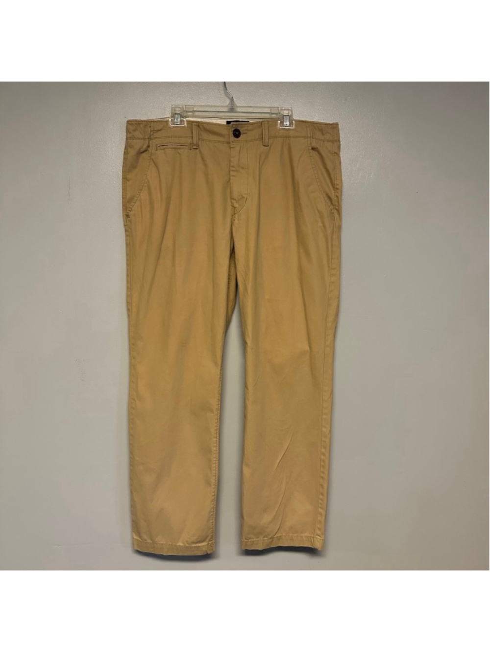 American Eagle Outfitters Khaki Original Straight Chinos Men’s size 38x32